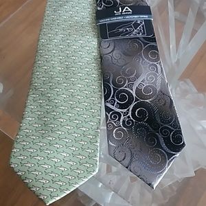 Vineyard vines tie